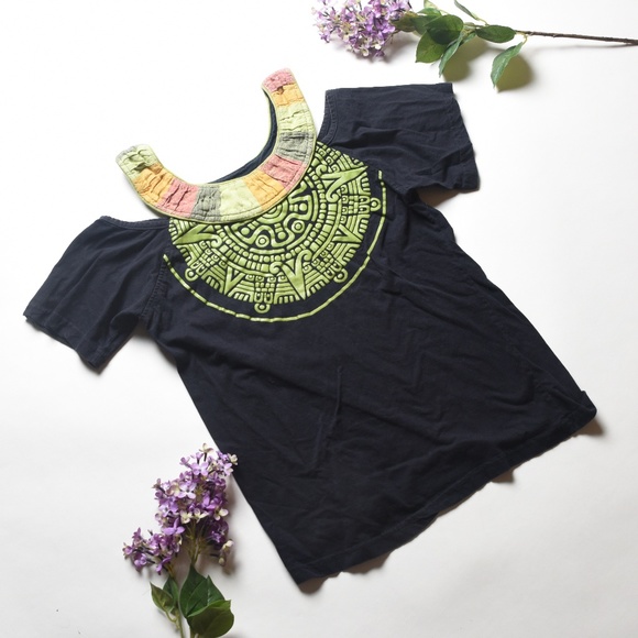 Leopard & Roses Tops - LEOPARD & ROSES Black with Green Aztec Print - XL